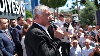 Ceyhan Belediye Başkanı Kadir Aydar’ın gözaltına alınmasının ardından, Ceyhan Belediyesi