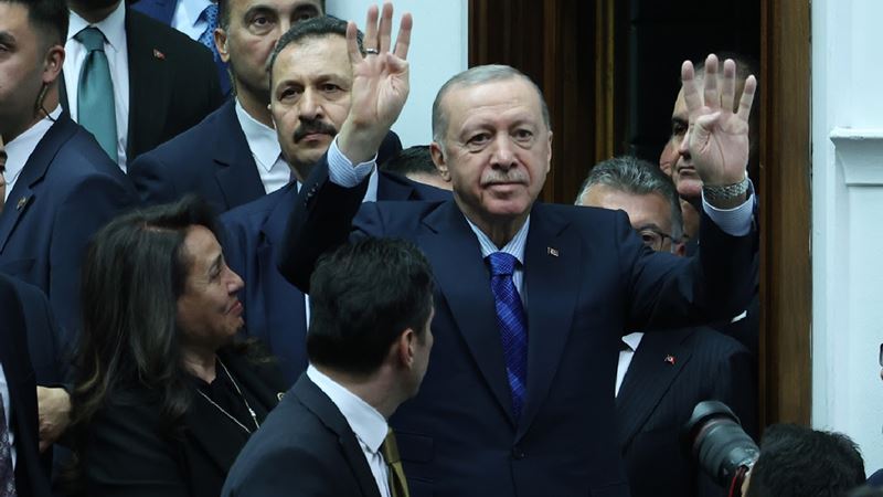 Cumhurbaşkanı Recep Tayyip Erdoğan, asgari ücrete ilişkin "ara zam olacak