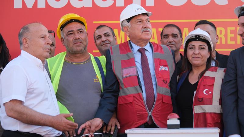 Adana Şehir Hastanesi önünde yaya ulaşımını kolaylaştırmak amacıyla yapılacak olan