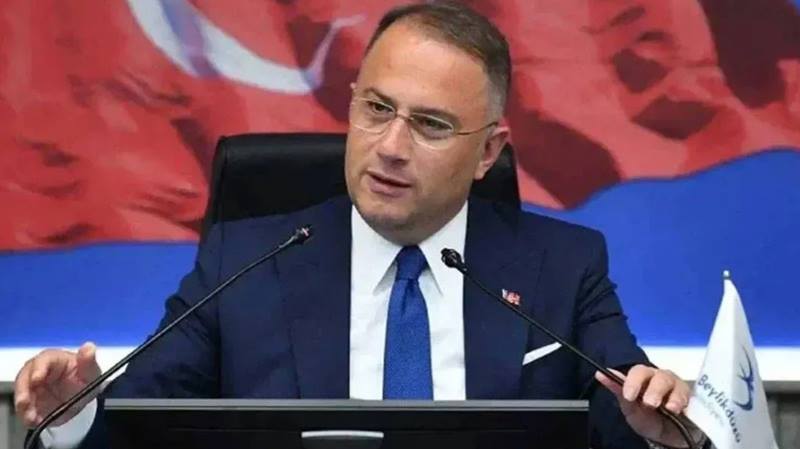 Beylikdüzü Belediye Başkanı Mehmet Murat Çalık hakkında ameliyat kararı verildi.
