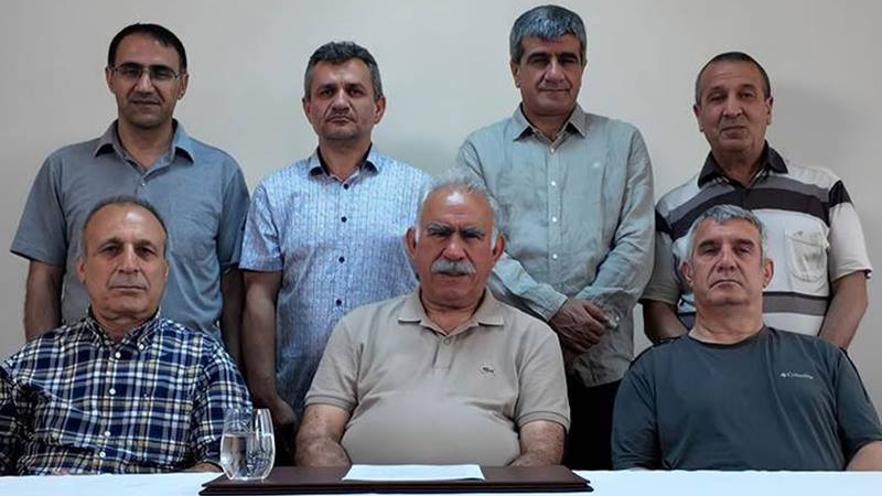 İmralı Adası’nda bir aylık aranın ardından yapılan görüşmede, Abdullah Öcalan