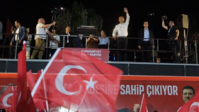 Cumhuriyet Halk Partisi’nin başlattığı “Millet İradesine Sahip Çıkıyor” mitingleri kapsamında