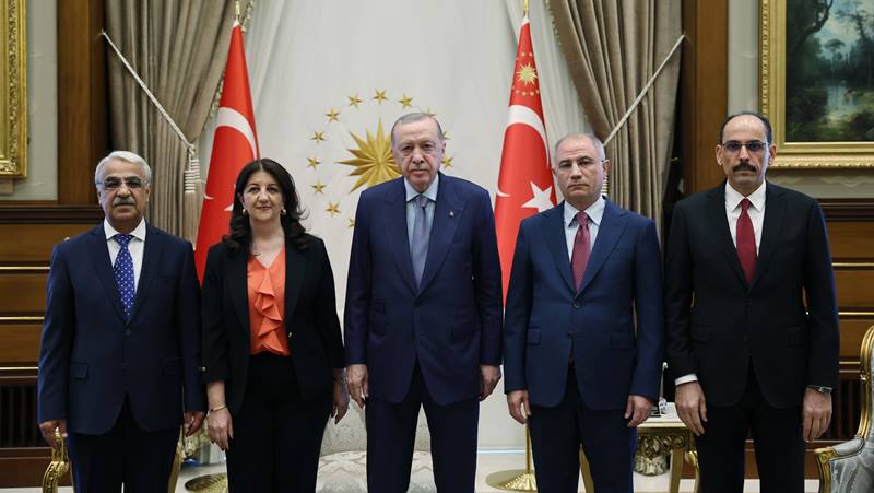 Cumhurbaşkanı Erdoğan, yeni süreç kapsamında DEM Parti Kurulu’nu ilk kez