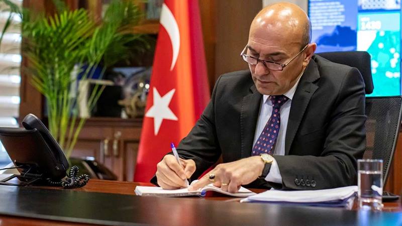 Geçtiğimiz günlerde tutuklanan önceki dönem İzmir Anakent Belediye Başkanı Tunç