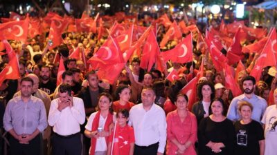 Adana’da 30 Ağustos Zafer Bayramı, binlerce yurttaşın katılımıyla kutlandı. Turgut
