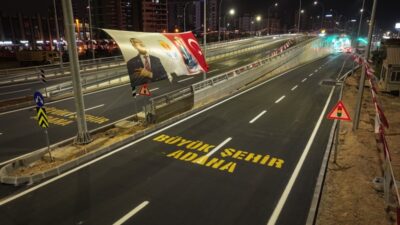 Bölgede ulaşımı rahatlatacak projelerden olan Öğretmenler Bulvarı Otoban Bağlantısı Köprülü