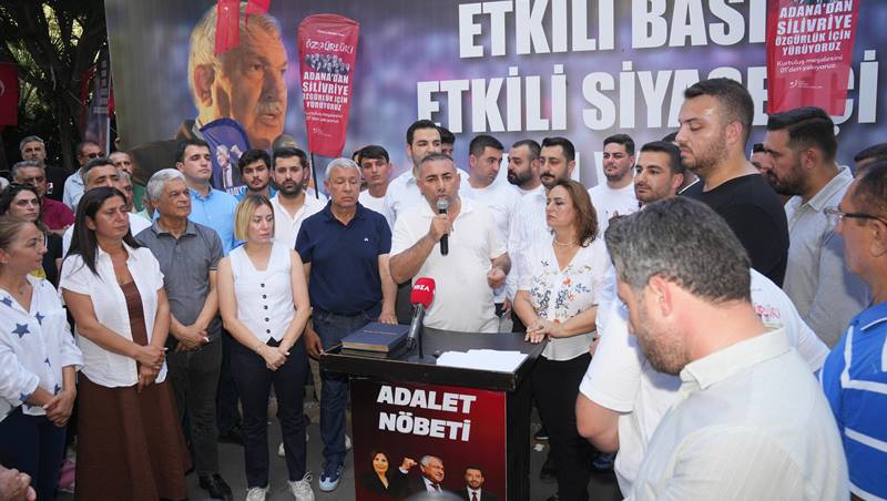 CHP Adana Gençlik Örgütü, tutuklu belediye başkanlarına destek amacıyla Adana’dan