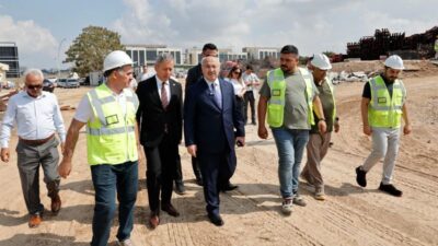 Adana Valisi Yavuz Selim Köşger, Sarıçam ilçesindeki Yurtlar Bölgesi’nde yapımı