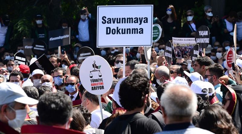 İstanbul Anakent Belediye Başkanı Ekrem İmamoğlu’nun avukatı Mehmet Pehlivan’ın tutuklu