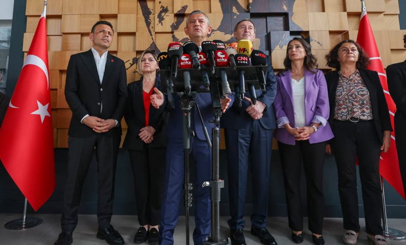 Halkların Eşitlik ile Demokrasi Partisi Eş Genel Başkanları Tülay Hatimoğulları