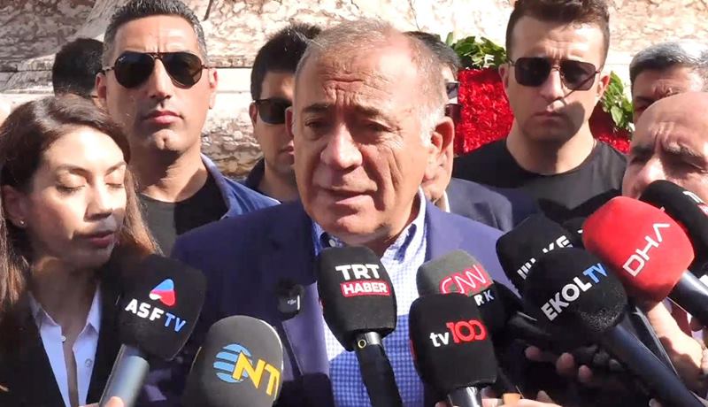 İstanbul il başkanlığına kayyım olarak atanan Gürsel Tekin’in olağanüstü kongre
