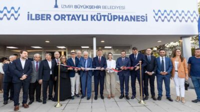 İzmir Anakent Belediyesi, Kültürpark’ta Prof. Dr. İlber Ortaylı’nın adını taşıyan