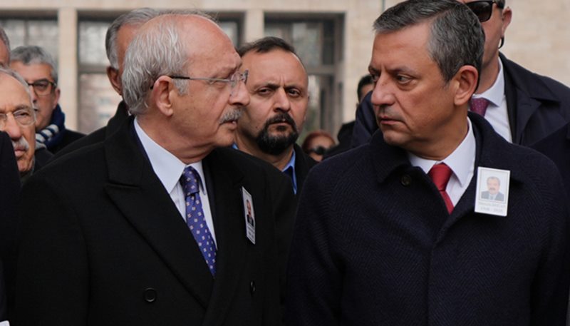 CHP içerisinde mahkeme kararıyla patlak veren "mutlak butlan" krizinde, taraflar