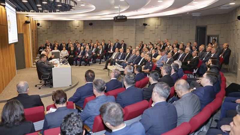 Adana Valisi Yavuz Selim Köşger başkanlığında 2025 yılı dördüncü İl