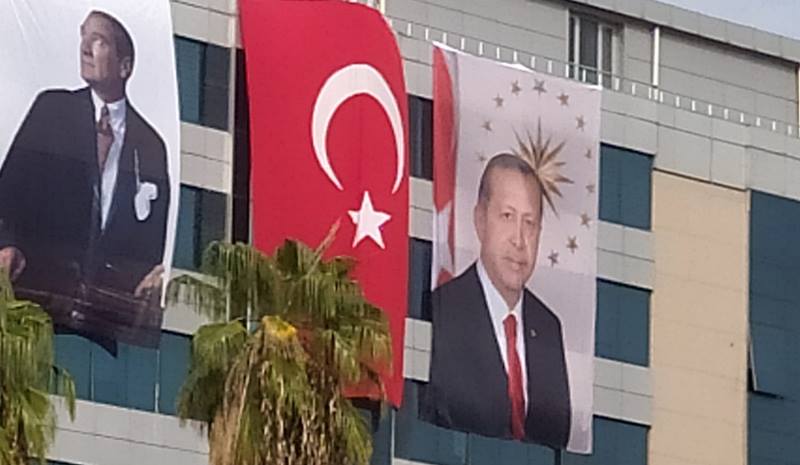 10 Kasım Atatürk’ü Anma Günü’nde Adana Anakent Belediyesi’nin Dörtyolağzı’ndaki ek