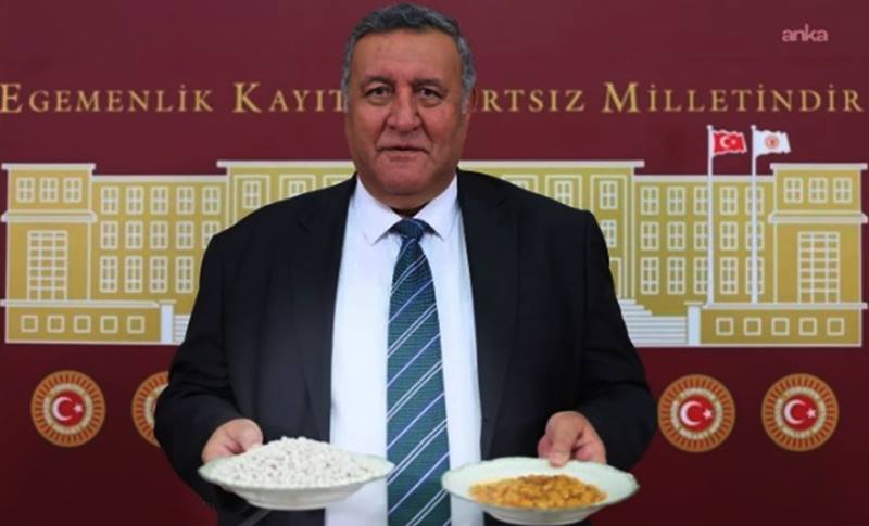 CHP Niğde Milletvekili Ömer Fethi Gürer, TBMM’de düzenlediği basın toplantısında