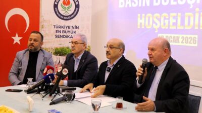 Eğitim-Bir-Sen Adana Şubesi 22. Geleneksel Basın Buluşması’nda öğretmen atamalarının hakça,
