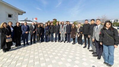 İzmir Anakent Belediye Başkanı Cemil Tugay, Hatay’ın toparlanma sürecine katkı