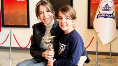 İstanbul Lider Koleji öğrencisi Yasmin Çetin, PL2–PL3 kategorisi 40 cm