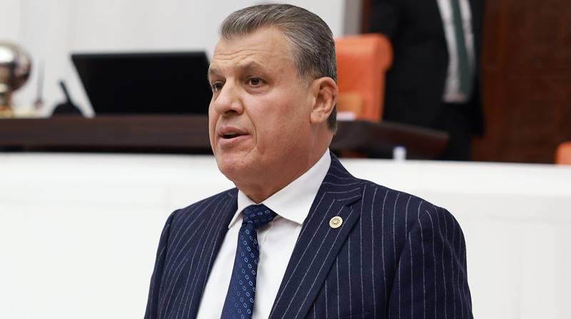 CHP Adana Milletvekili Ayhan Barut, sağlık çalışanlarının biriken sorunların ile