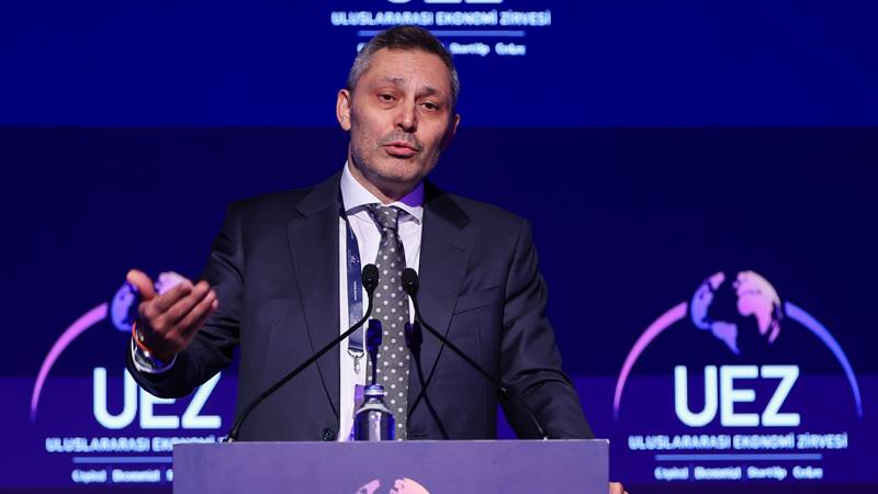 RePie Yatırım Holding Başkanı Dr. M. Emre Çamlıbel, Uluslararası Ekonomi