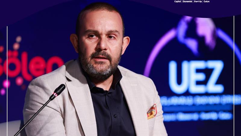 Lenovo Türkiye Genel Müdürü Emre Hantaloğlu, Uluslararası Ekonomi Zirvesi’nde bilgi