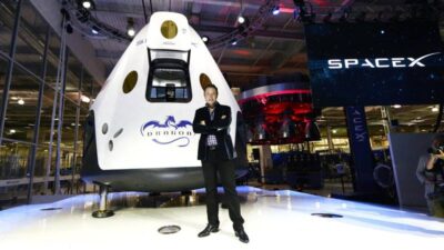 Elon Musk’ın, kurucusu olduğu SpaceX şirketindeki ortaklık payını artırdığı bildirildi.