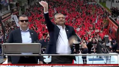 TBMM’ye 9 dokunulmazlık tezkeresi sunuldu CHP Genel Başkanı Özgür Özel'in de bulunduğu 9 milletvekiline ilişkin