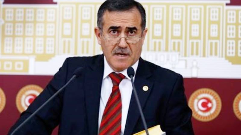 Cumhuriyet Halk Partisi eski milletvekili İhsan Özkes, yargı kararıyla genel