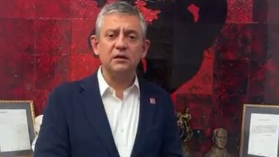 Özgür Özel’den demokrasi nöbeti çağrısı Seçilmiş CHP Genel Başkanı Özgür Özel, Kemal Kılıçdaroğlu Merkez Yönetim