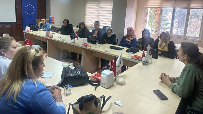 Adana Anakent Belediyesi, kadının çalışma yaşamında hak ettiği yeri alması,