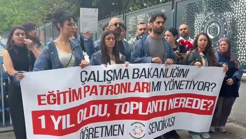 Özel Sektör Öğretmenleri Sendikası üyeleri, kendilerine verilen sözlerin tutulması, haklarının