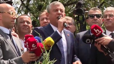 Özel’den Kılıçdaroğlu’na tepki: Atanmış birisi CHP Genel Başkanı Özgür Özel, meclis çatısı altında yaşanan toplu