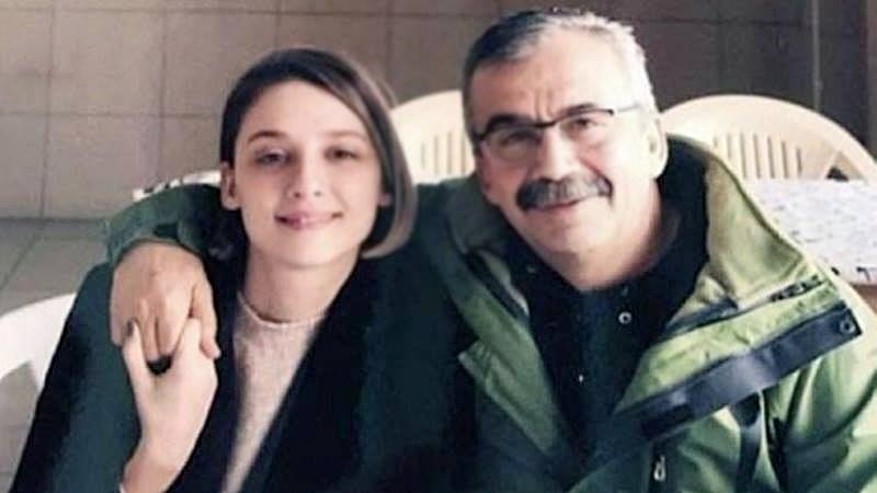 Sırrı Süreyya Önder’in kızı Ceren Önder Kandemir’den Kılıçdaroğlu’na tepki Cumhuriyet Halk Partisi’nin eski genel başkanı Kemal Kılıçdaroğlu’nun dokunulmazlıklarla ilgili