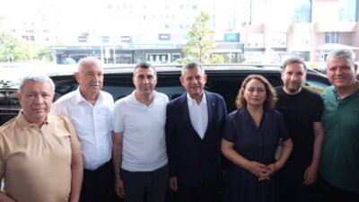 Adana’nın seçilmiş CHP İl Başkanı Anıl Tanburoğlu, CHP'nin seçilmiş Genel
