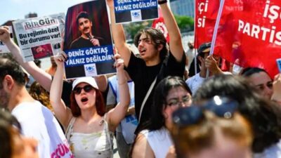 Komedyen Deniz Göktaş'ın tutuklanmasının ardından İstanbul'da hareketli saatler yaşanıyor. 