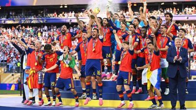 2026 FIFA Dünya Kupası, yeşil sahalardaki büyük çekişmenin yanında dağıtılan