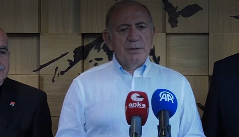 CHP İstanbul İl Başkanlığına kayyım atanan Gürsel Tekin, Sarıyer’deki katılım