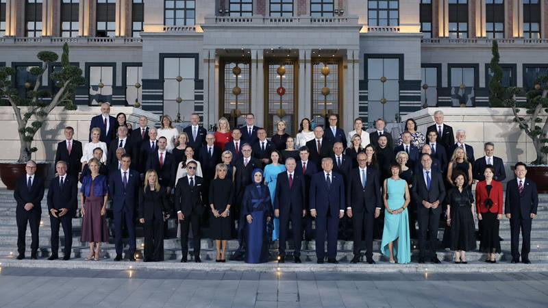 NATO liderleri Ankara’da buluştu Cumhurbaşkanı Recep Tayyip Erdoğan, eşi Emine Erdoğan, Ankara’da düzenlenen 36’ncı